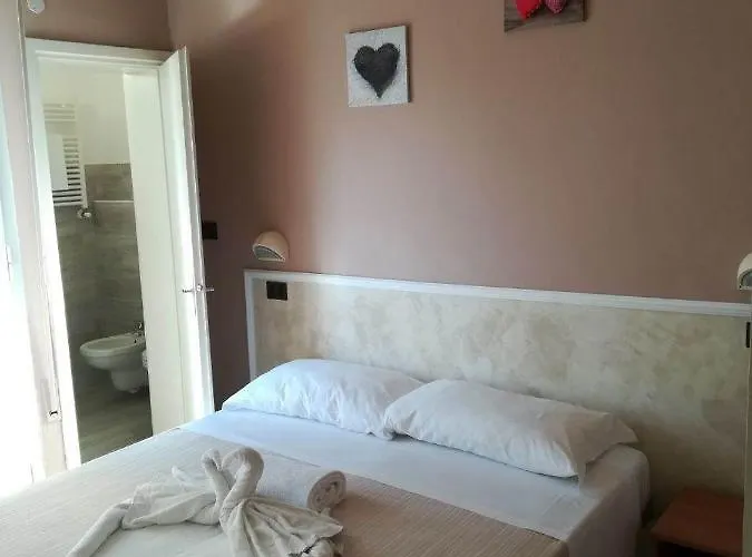 Mon Reve فندق 3*