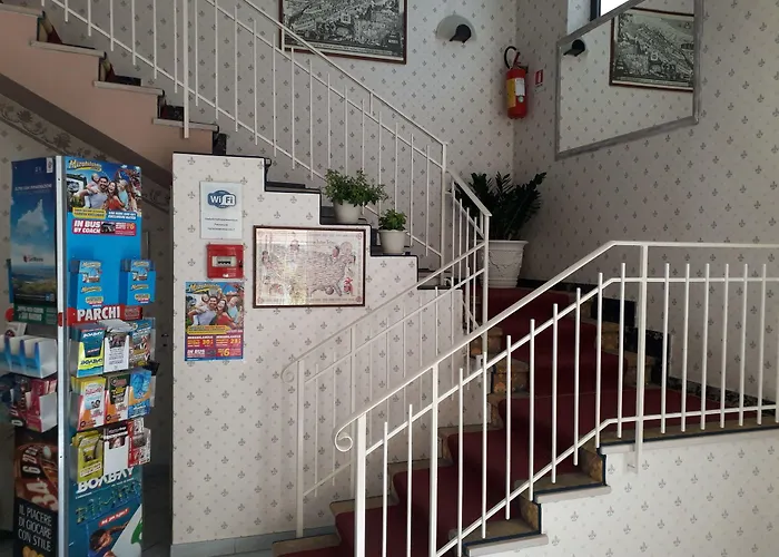 Mon Reve فندق 3*