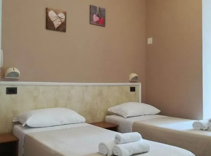 Hotel Mon Reve 3*