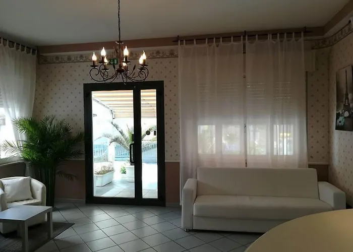 Hotel Mon Reve 3*